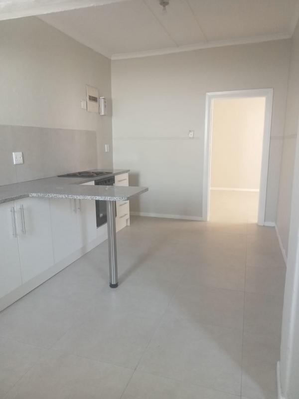 To Let 3 Bedroom Property for Rent in Maitland Western Cape